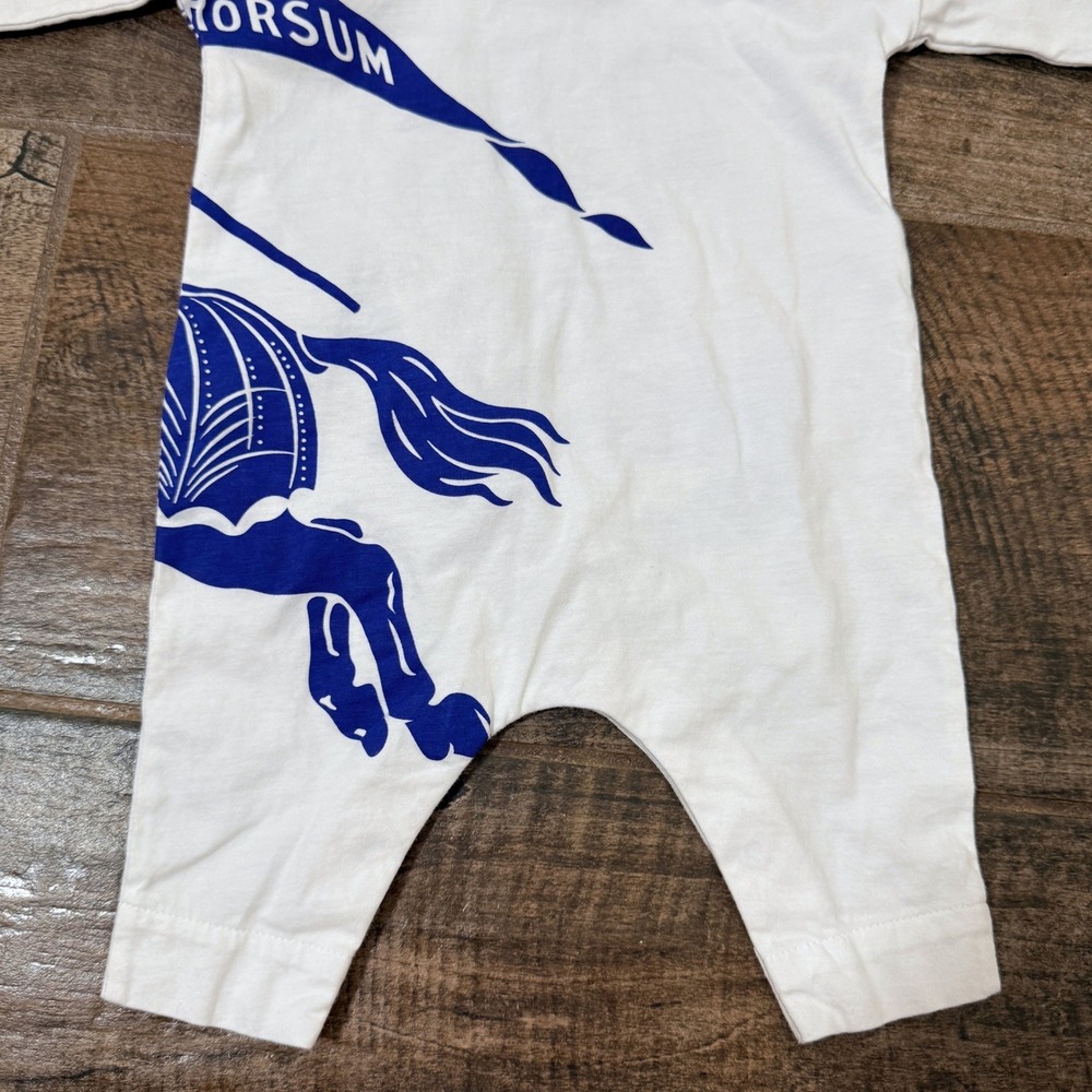 BURBERRY Baby Equestrian Knight Design Cotton Jumpsuit Romper, White Blue,3M - Picture 7 of 12